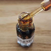 Vietnam Agarwood Oil – rich woody depth with a deep sweet finish photo 3