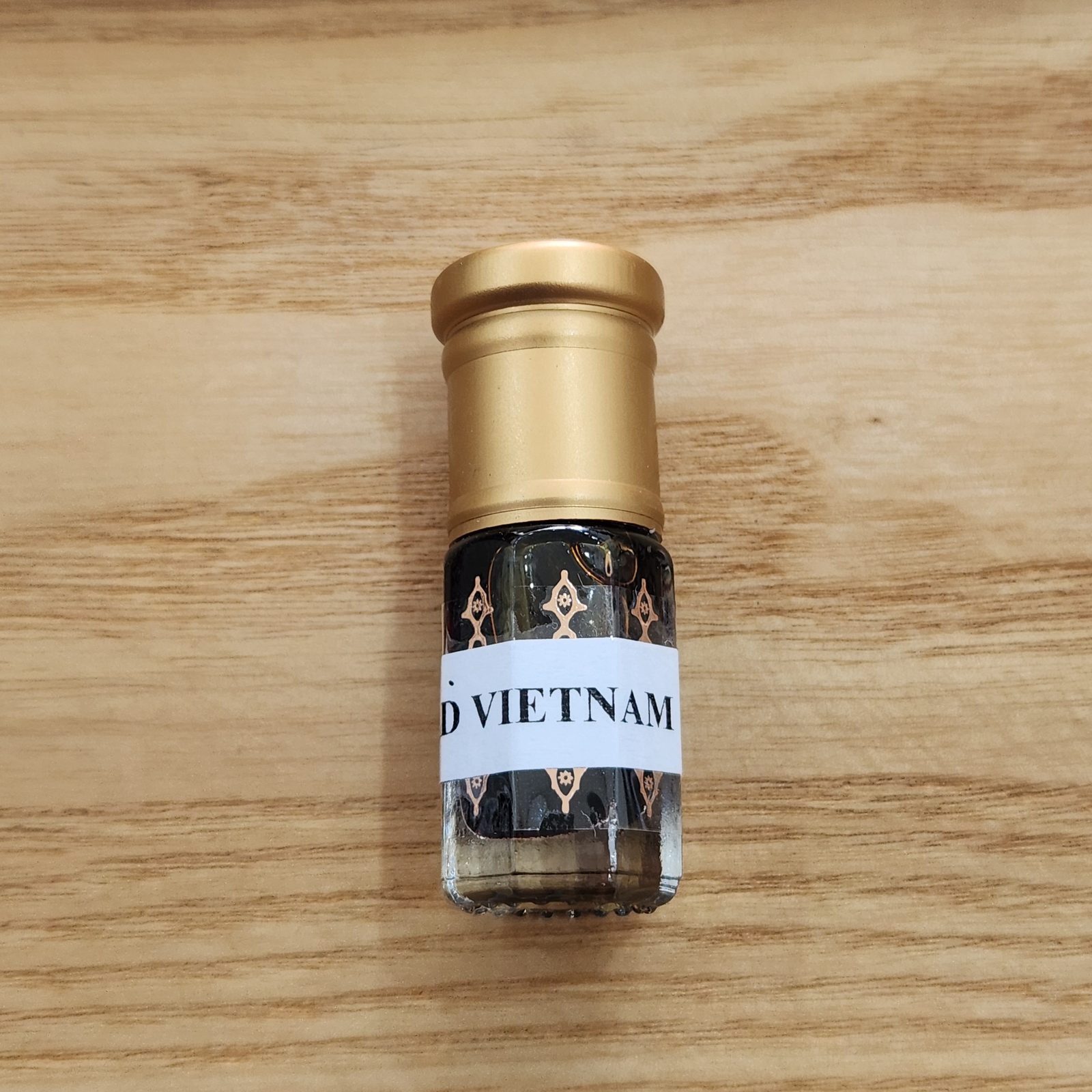 Vietnam agarwood oil bottle