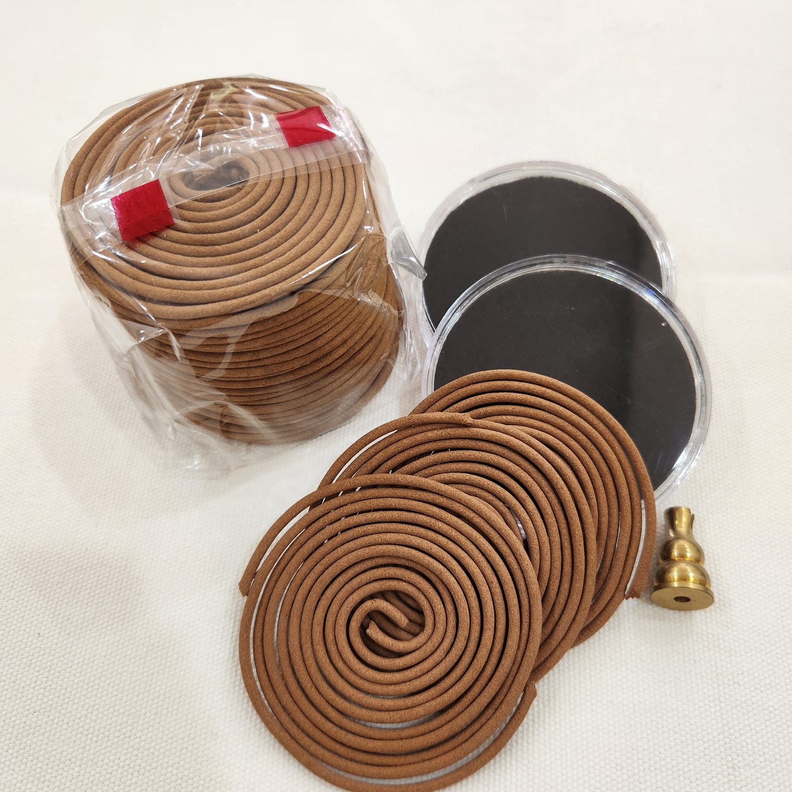 Golden Lotus 4-hour agarwood incense coil gift set with mini glass holders and brass gourd holder