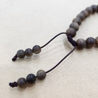 Vòng tay trầm hương 21 hạt 8 mm – trầm kiến rừng Hà Tĩnh, hương dịu nhẹ và ý nghĩa chữ Sinh photo 3