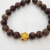Vòng tay trầm hương 21 hạt nữ - phối sen vàng 24K, mang ý nghĩa cầu bình an cho người thương photo 9