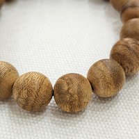 17-Bead Agarwood Bracelet 12 mm – ant-worked agarwood with bright natural wood tones photo 3